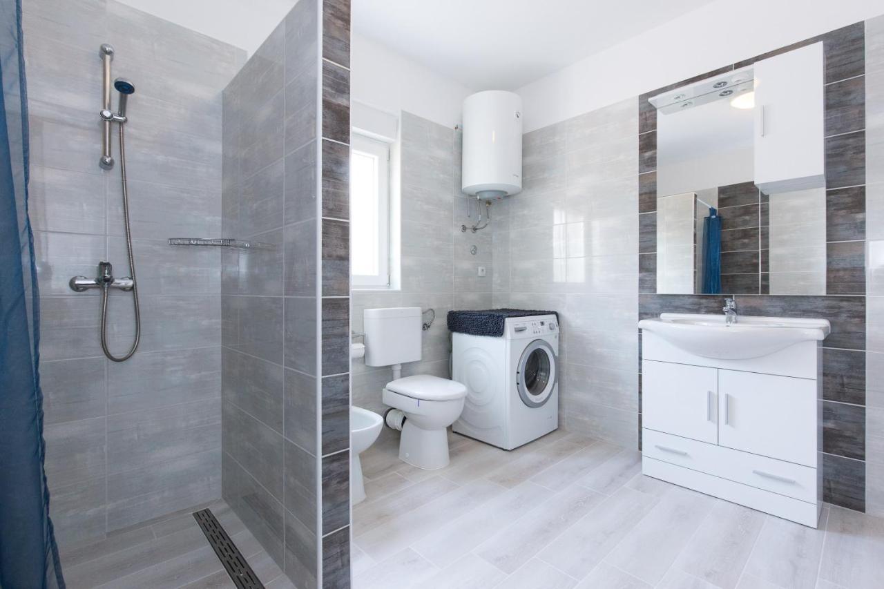 Apartment Dajana Pinezići Extérieur photo